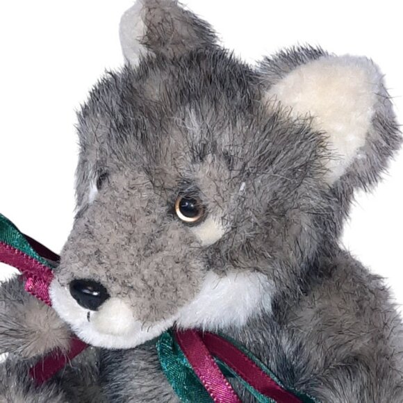 Steven Smith Gray Wolf Stuffed Plush Toy 6" - Picture 2 of 6